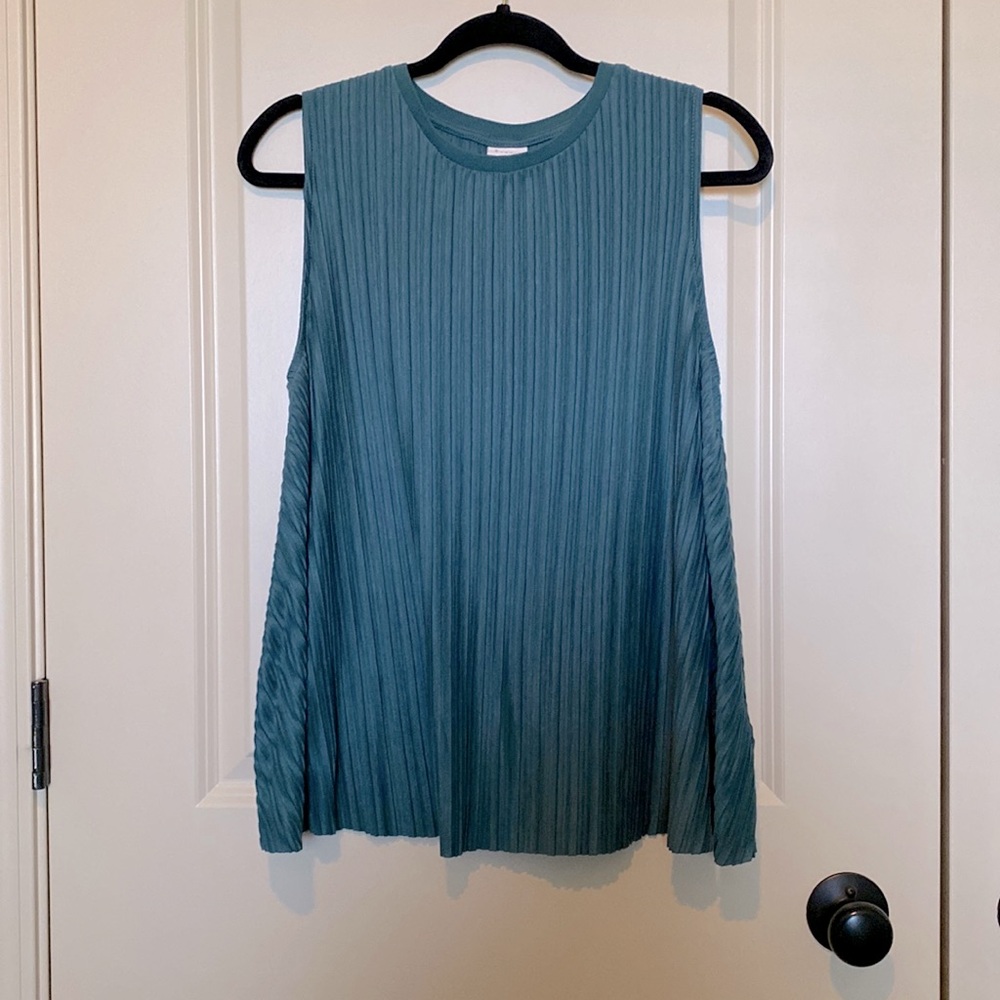 Teal pleated detailed blouse